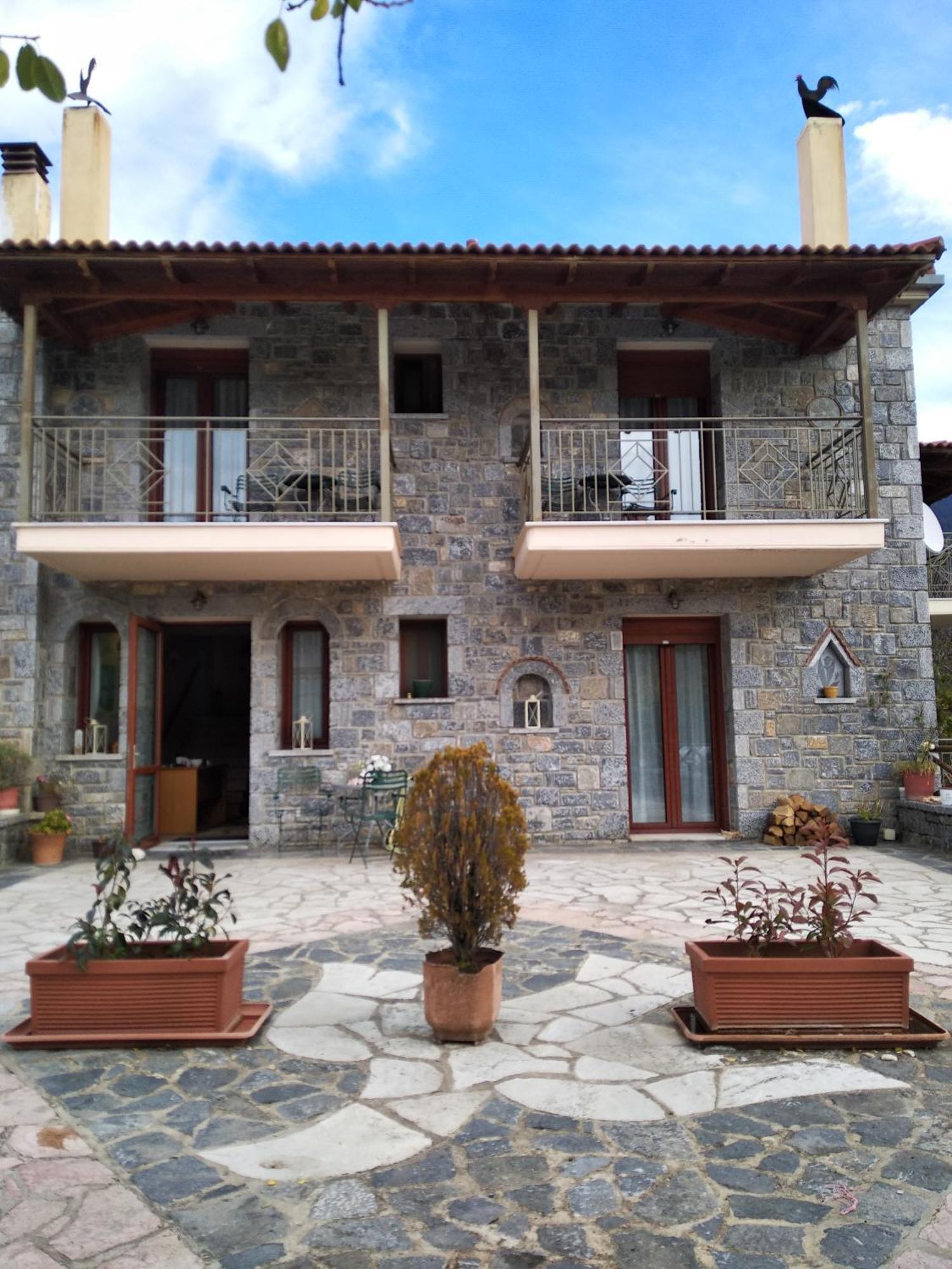 To Spiti Tis Irinis Otel Vytina Dış mekan fotoğraf